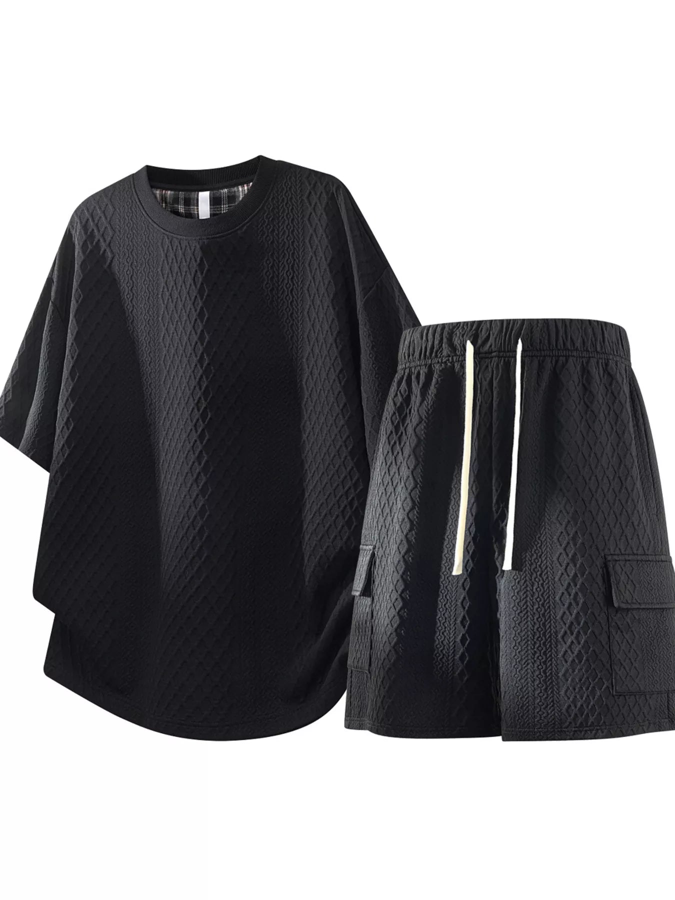 Le Large Set in Black
