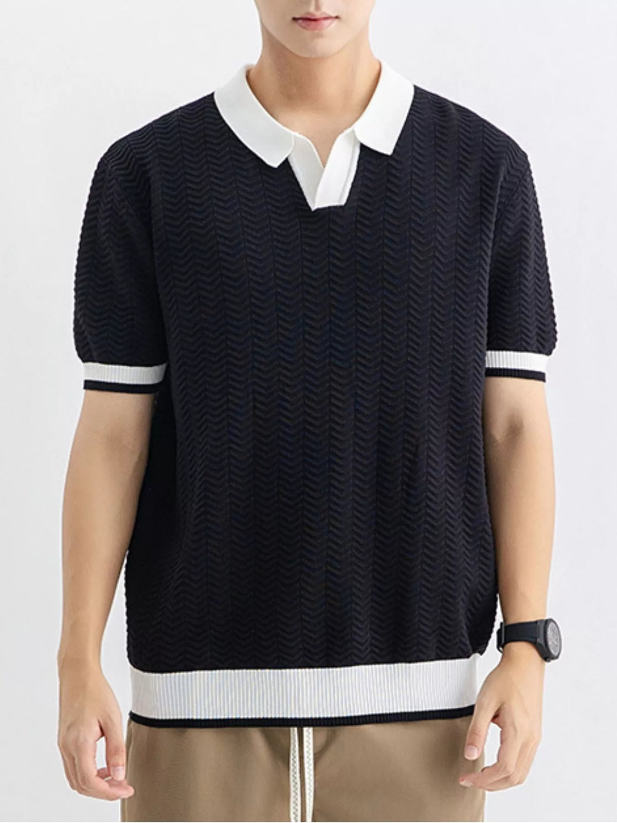 Le Vernon Polo in Black