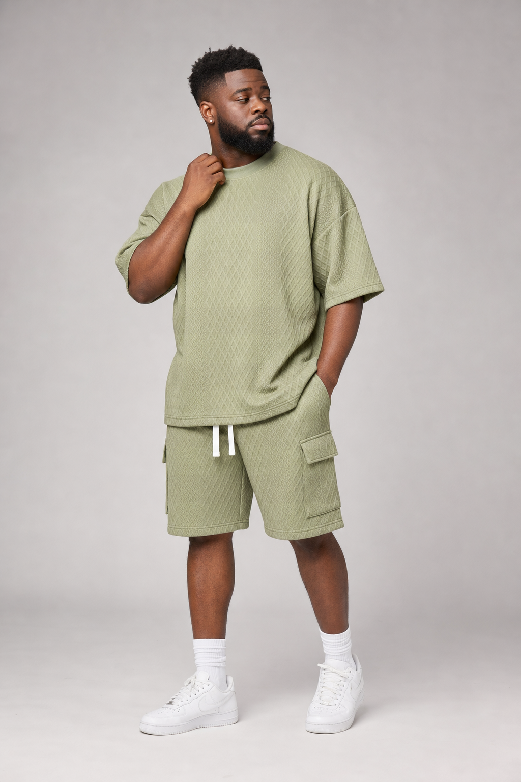 Model wearing Le Large Set